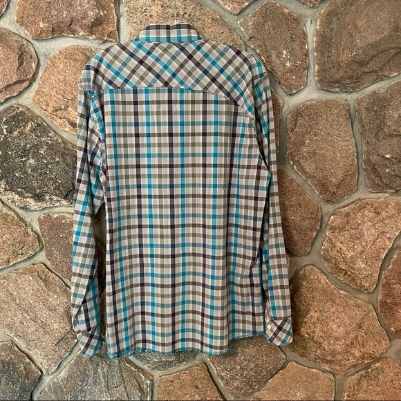 Men’s cotton button down shirt. - Picture 3 of 8